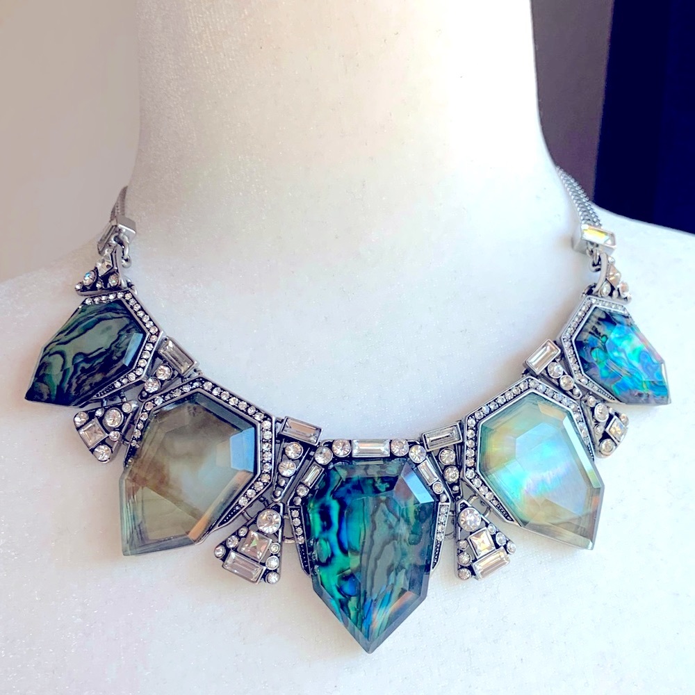 Chloe + Isabel Statement Collar